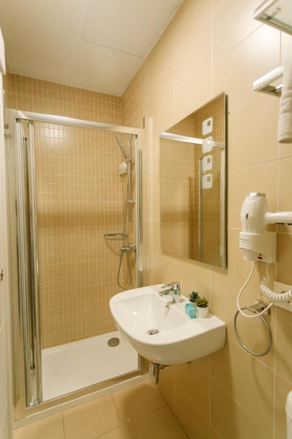 O&L Lumbreras: Bright Duplex With Private Terrace Appartement Sevilla Buitenkant foto